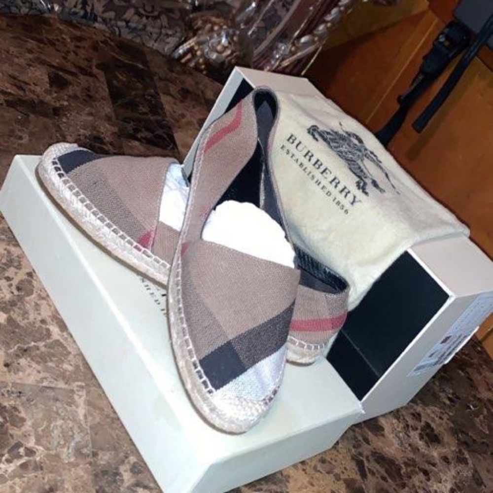 Women brown Burrberry